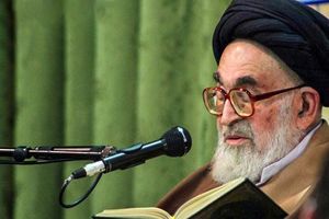 درخواست آیت الله سید علی محمد دستغیب از رهبر انقلاب برای آزادی زندانیان و رفع حصر/ از این زندانیان خواهش میکنم در صورت آزادی حفظ وحدت را در نظر داشته باشند/ خدای تعالی عنایت کرد حضرت آیتالله خامنهای به سلامتی از این وقایع گذشتند