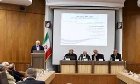 عارف: کنار هم قرار گرفتن دو جریان سیاسی باعث هم‌افزایی در نظام می‌شود