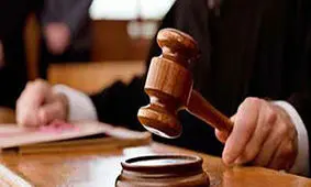 شکایت ۲ خواهر از خواننده پاپ به خاطر مرگ پدر