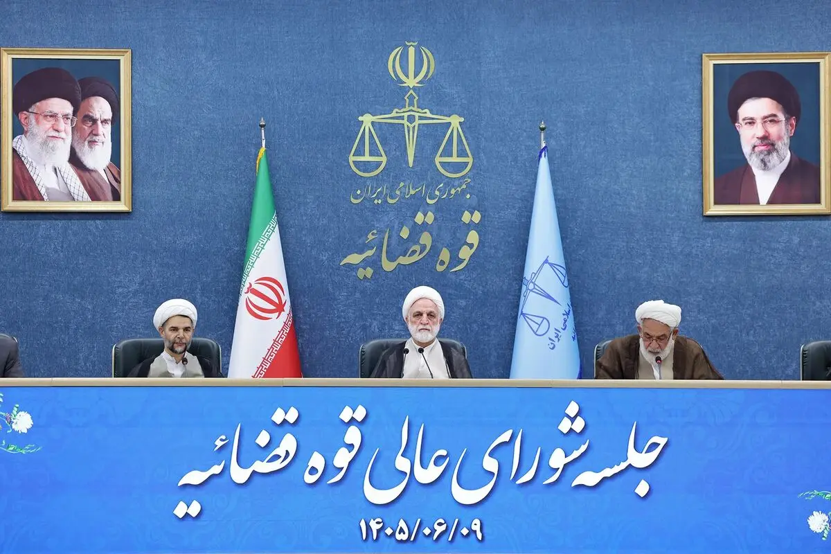 محسنی‌اژه‌ای: ما هرگز در مقابل آمریکا کوتاه نخواهیم آمد و تا آخر ایستاده‌ایم/ دشمن از طریق مزدورانش در داخل در سودای مخدوش کردن امنیت مردم ما و راه‌اندازی آشوب، به سر می‌برد