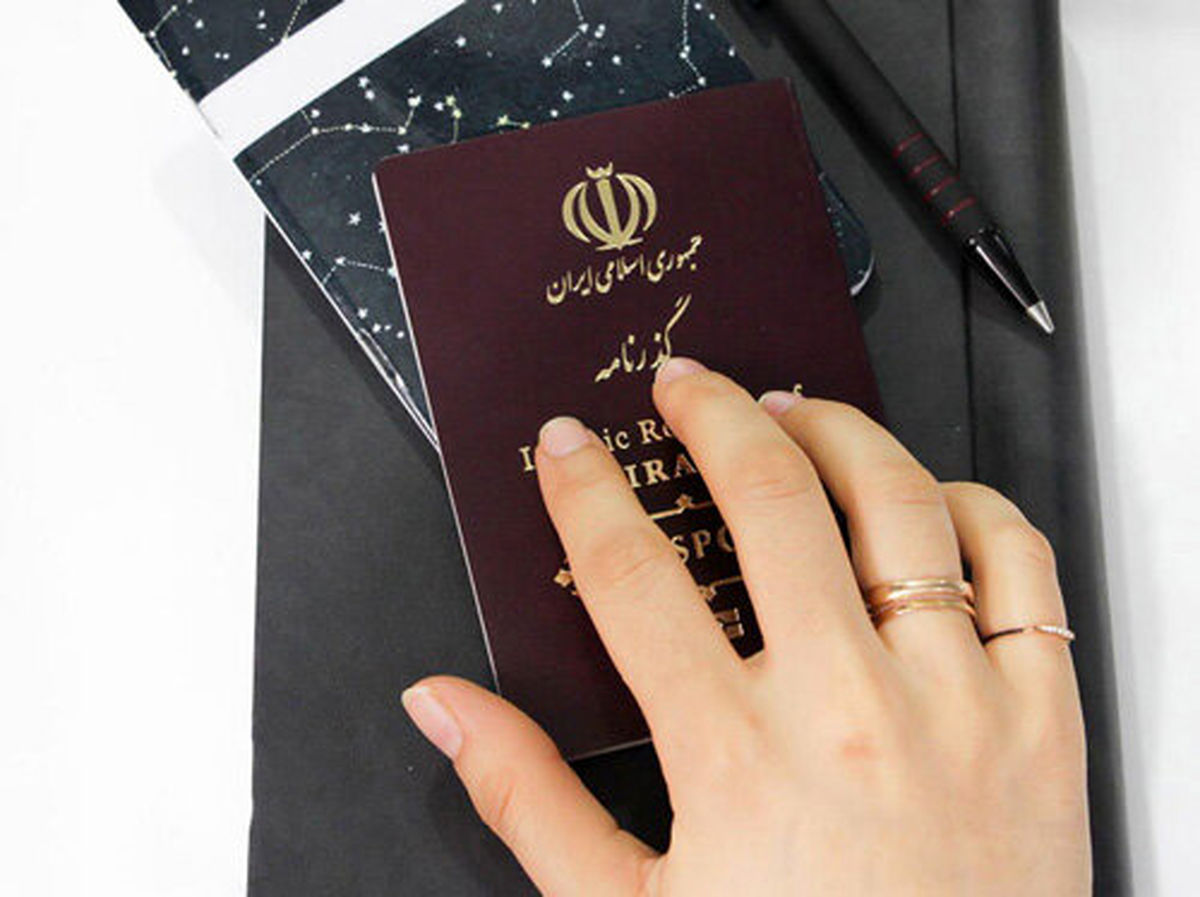 کمیسیون حقوقی مجلس مصوبهای درباره لزوم کسب اجازه همه زنان جهت خروج از کشور نداشته است