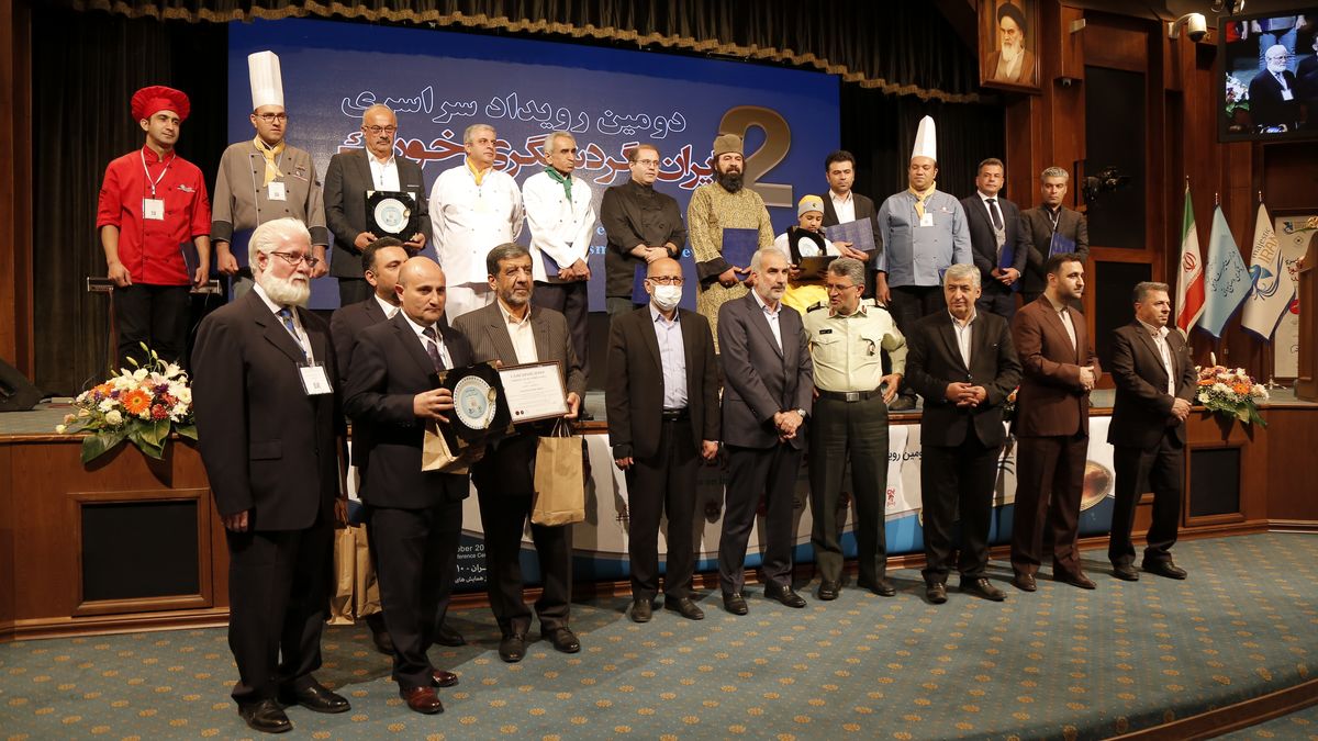 گردشگری خوراک پتانسیل بالایی برای جذب توریست دارد / ۳۰ درصد درآمدگردشگری جهان وابسته به صنایع غذایی است