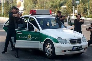 درگیری مسلحانه پلیس با سارقان مسلح در مشهد / 2 مامور زخمی شدند