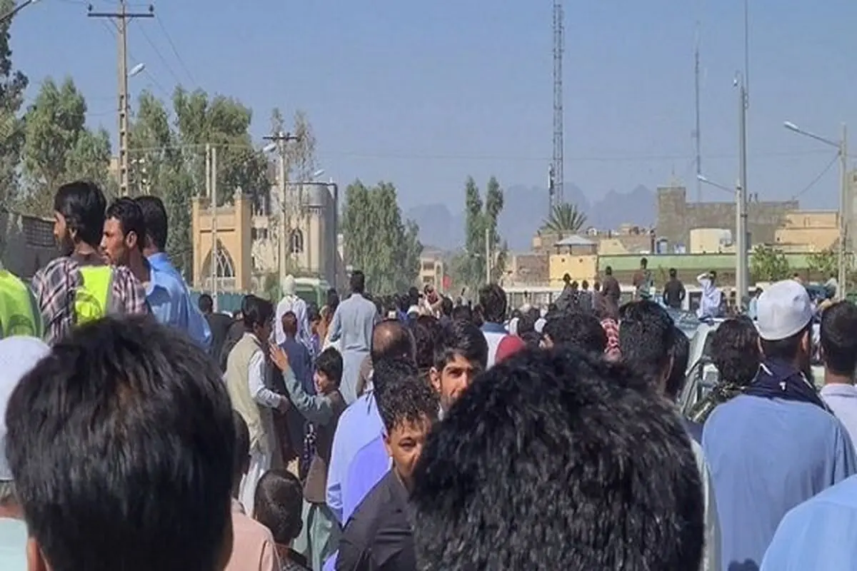 حمله افراد مسلح به کلانتری در زاهدان/  استاندار سیستان و بلوچستان: ۱۹ کشته و ۲۱ نفر مجروح تاکنون
