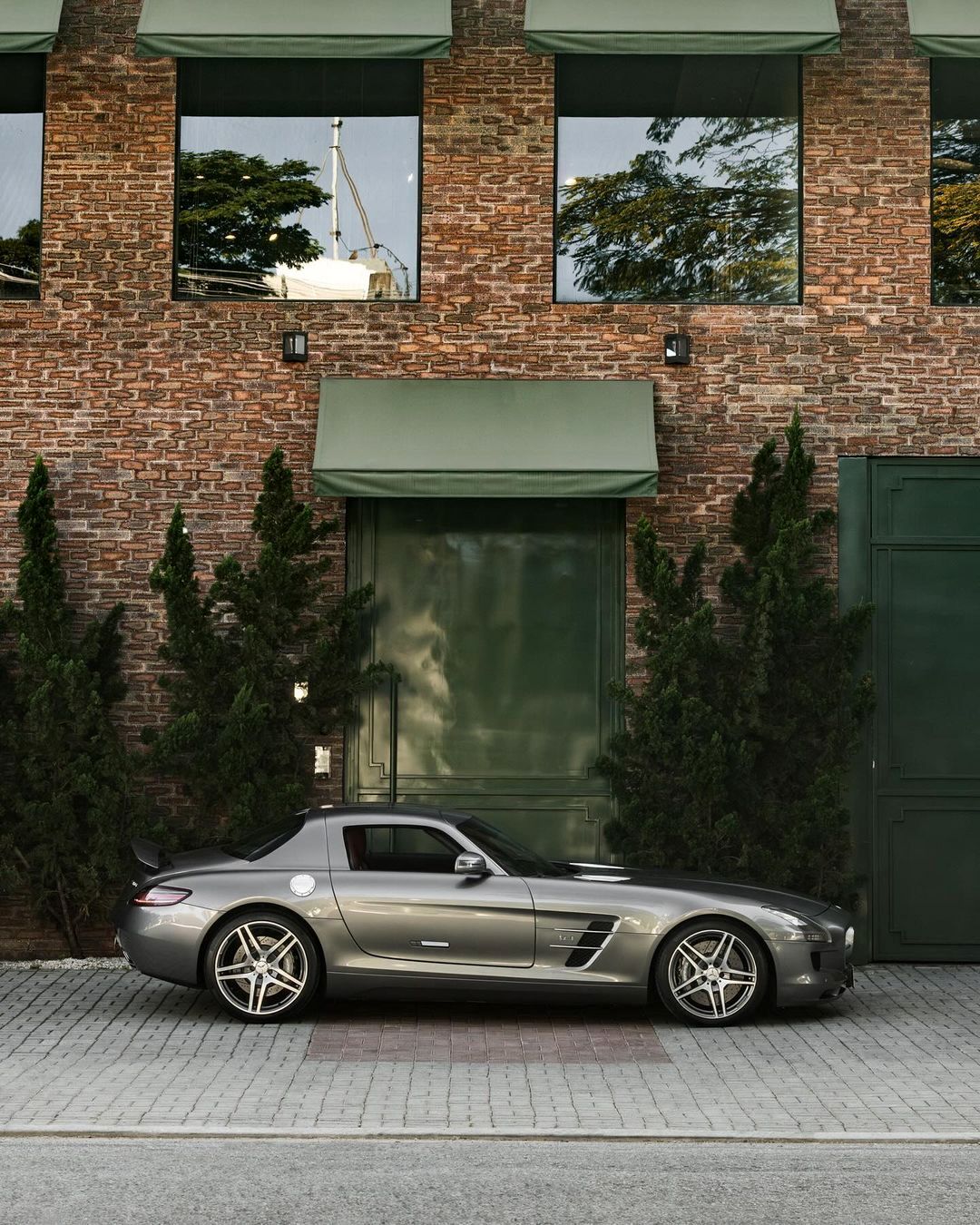 مرسدس SLS AMG: یک کلاسیک مدرن از دهه 50