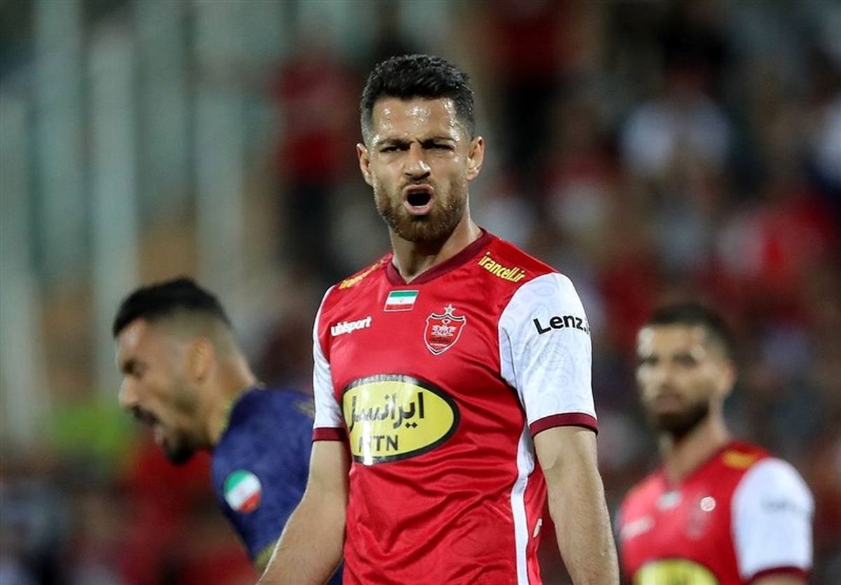پورعلیگنجی: فسخ بیرانوند واکنش به اتفاقات پرسپولیس است/ آیا نباید تفاوتی با سایر تیمها داشته باشیم؟