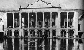 کافه لقانطه اولین و قدیمی‌ترین کافه در تهران