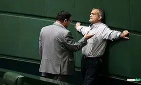 با سعید جلیلی مصاحبه کنید تا پزشکیان پاسخ دادن را یاد بگیرد!

