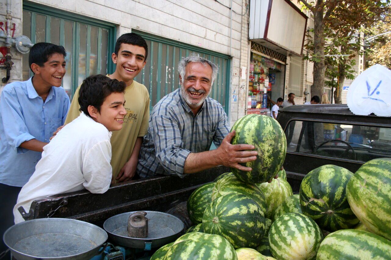 این مرد دکترای هندوانه شناسی دارد