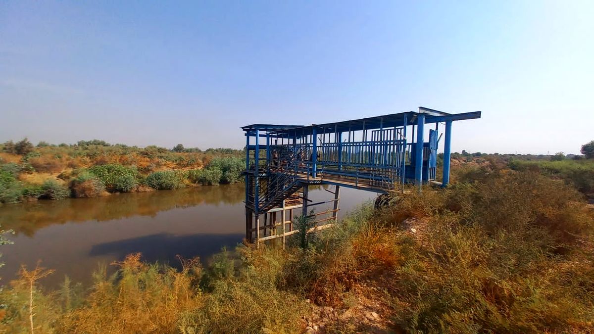 لایروبی و گندزدایی مخازن و لاگون های ذخیره آب شرب ١١۵ روستا کلانشهر اهواز