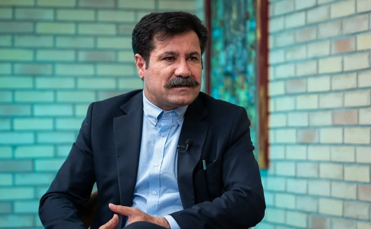 انتقاد معاون پزشکیان از تندروها؛ نفی مذاکره همراه بالا بردن انتظارات اقتصادی در شرایط جنگی تناقض است/ صداوسیما در جنگ هم هدفش تقویت گفتمانی اقلیت است/ عدم توجه به واقعیت روی زمین می‌تواند ما را در معرض موقعیتی خطرناکتر از مقطع پایانی جنگ 8 ساله قرار دهد