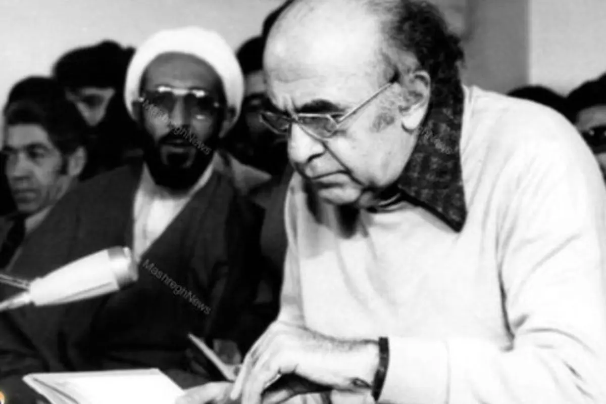  روایت عجیب درباره پایان زندگی هویدا | او در راه دادگاه به قتل رسید! 