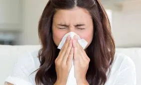 گرفتگی بینی در بارداری: علل، تاثیرات و راهکارهای درمانی