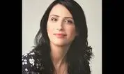  عروس معصومه ابتکار از بازداشتگاهی در آمریکا: قربانی اتفاقاتی شده ایم که قبل از تولدمان رخ داده است/ موجودیت‌ مان می‌تواند بر اساس نسبت‌های خانوادگی نادیده گرفته شود و بر اساس تبار و خون مجازات شده ایم