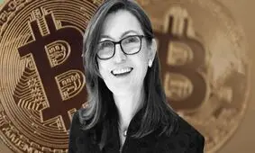  کتی وود: بیت‌کوین و بازار سهام در آستانه جهشی صعودی قرار دارند