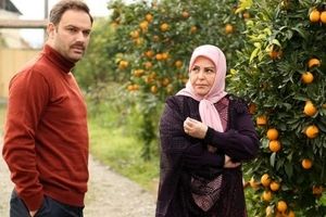 اکرم محمدی «خانم بزرگ» سریال ستایش با استایل اروپایی