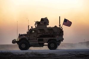 کاروان آمریکایی در عراق هدف انفجار بمب قرار گرفت