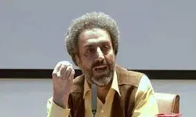 کاری نکنیم که نسل جوان ، یا مثل روح الله زم شود یا شبیه تتلو