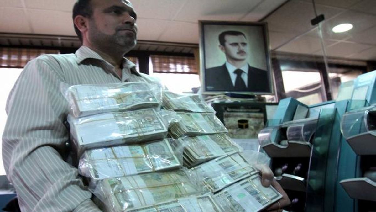 در سوریه پول را نمیشمارند، وزن میکنند!