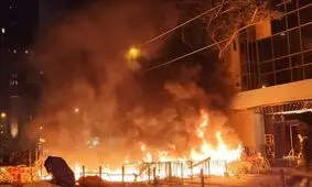 آتش‌سوزی گسترده در چند مغازه تجاری بابل؛ ۳۵ آتش‌نشان به محل حادثه اعزام شدند/ فیلم