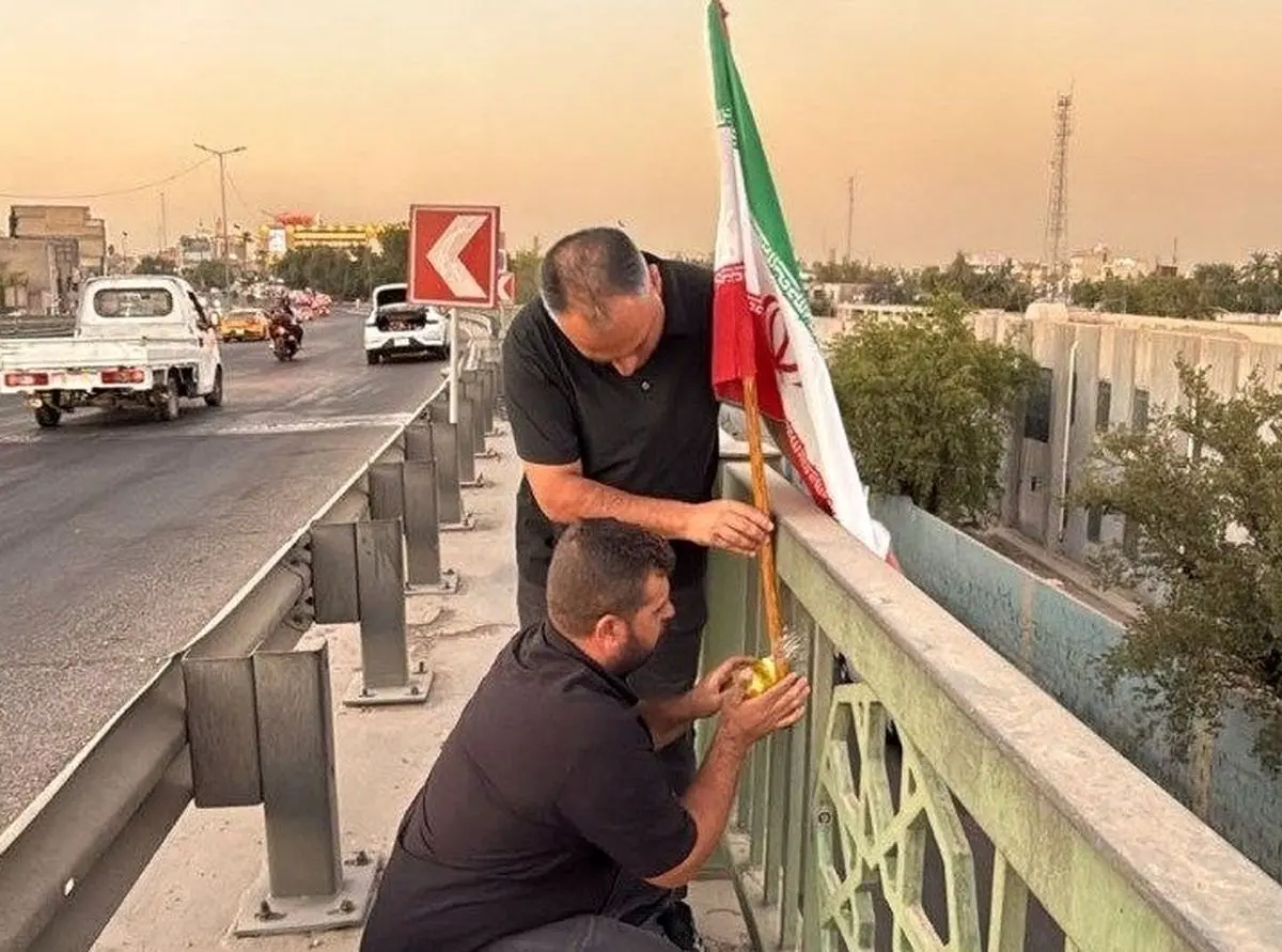 آماده‌سازی خیابان‌ها برای استقبال پیکر رهبر شهید انقلاب توسط مردم عراق/ ویدئو