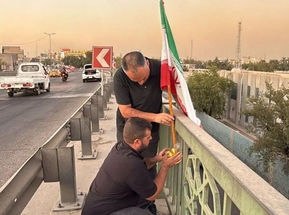 آماده‌سازی خیابان‌ها برای استقبال پیکر رهبر شهید انقلاب توسط مردم عراق/ ویدئو