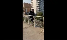 نجاتِ جانِ زن جوان در "پارکِ مللِ ساری" توسطِ پلیس/ ویدئو