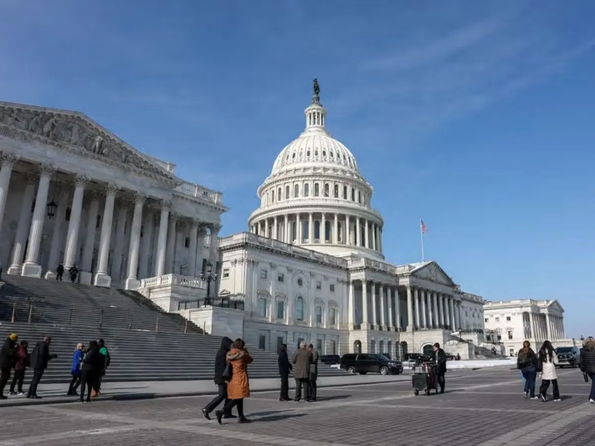 سنا سومین قطعنامه اختیارات جنگی علیه ایران را رد کرد