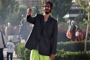 از جدال «مرد عینکی» و «پیرپسر» در صدر جدول تا فروش زیر ۱۰۰ هزار تومان