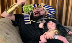 تصاویری جالب از تنها گذاشتن فرزند کنار پدر