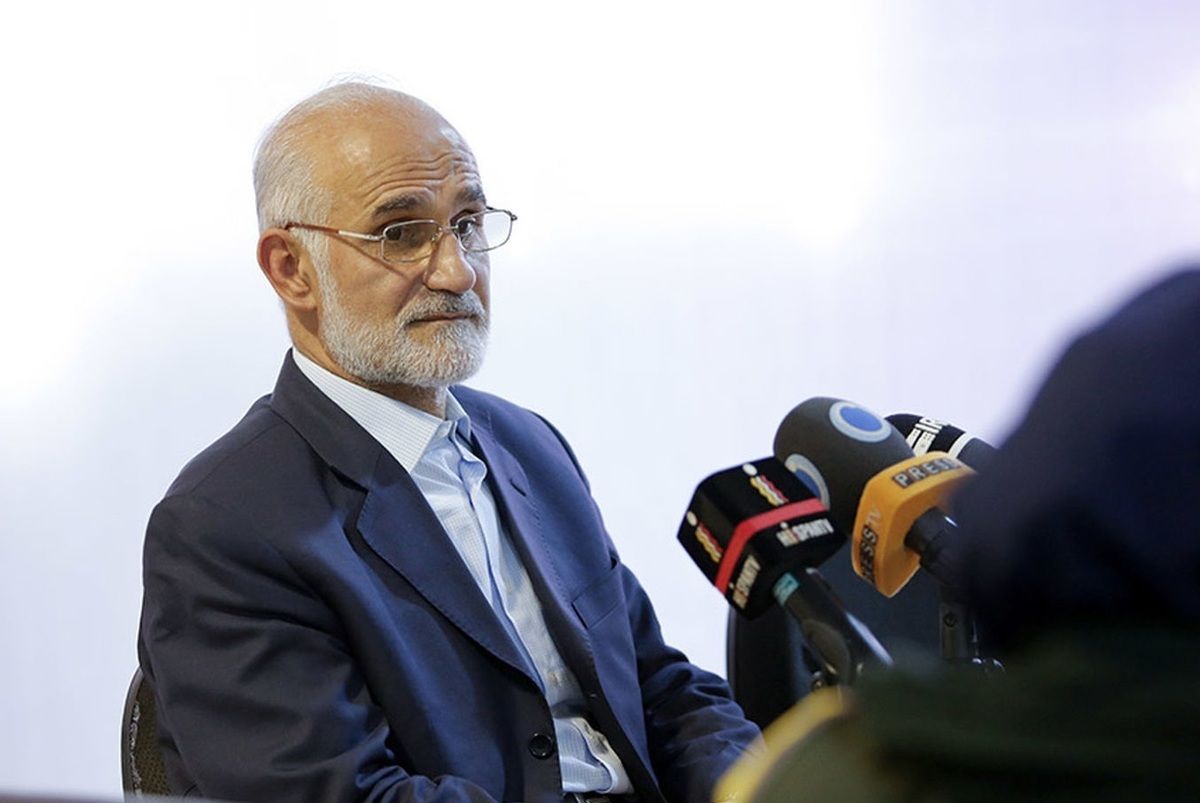 اخراج اساتید را احمدی نژاد آغاز کرد، رئیسی ادامه داد/ وزارت علوم تحت سیطره باند جبهه پایداری