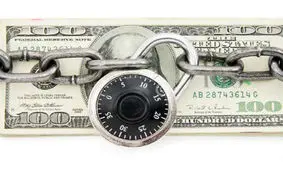  آزادشدن اموال بلوکه‌شده ایران واقعیت ندارد/ این ادعا را مطرح می کنند که بازار ارز از کنترل خارج نشود

