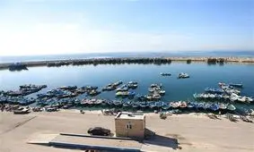 تخریب 30 فروند قایق صیادی در حمله آمریکا به اسکله پنج‌پله بندرعباس