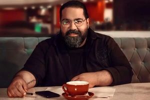 رضا صادقی: ما ایرانی‌ها اول به خدا پناه می‌بریم بعد به همدیگر