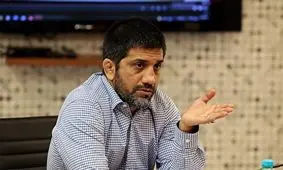 دبیر: ۷ سال است گرین کارتم باطل شده/ به یک نفر هم ویزا ندهند به آمریکا نمی‌رویم