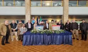  حضور اصحاب فرهنگ و هنر در انتخابات/ ویدئو