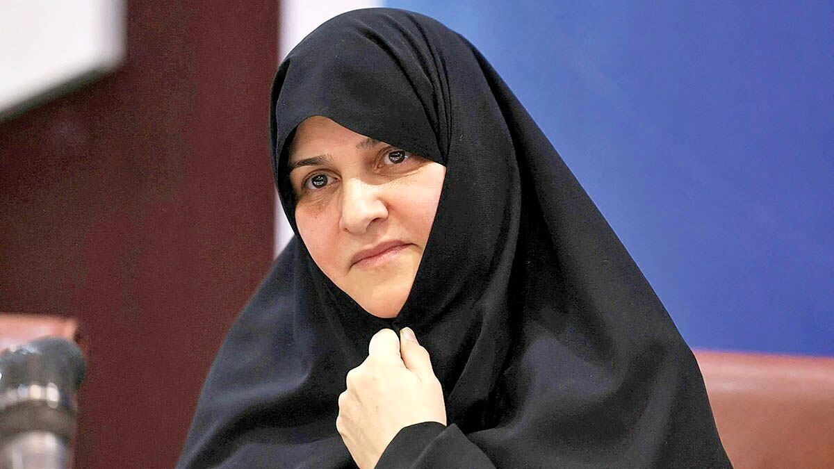 جمیله علمالهدی پس از شهادت همسرش از لحاظ روحی و جسمی توان ادامه مسئولیت در شورای عالی انقلاب فرهنگی را نداشت