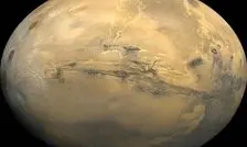 آیا می‌توان مریخ را به سیاره‌ای سبز و سکونت‌پذیر تبدیل کرد؟

