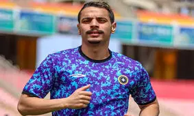 بازیکن جنجالی لیگ ایران آماده حضور در زمین