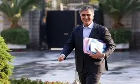 برکناری رییس کل بانک مرکزی صحت ندارد