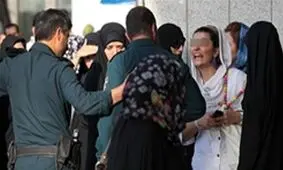 گشت ارشاد باید به چند میلیون ایرانی تذکر دهد و برخورد کند؟
