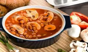 یک وعده خوراک لوبیاچیتی معادل یک دهم حقوق کارگر