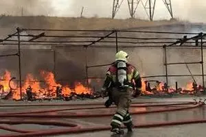 آتش سوزی در واحد الفین پتروشیمی بندر امام