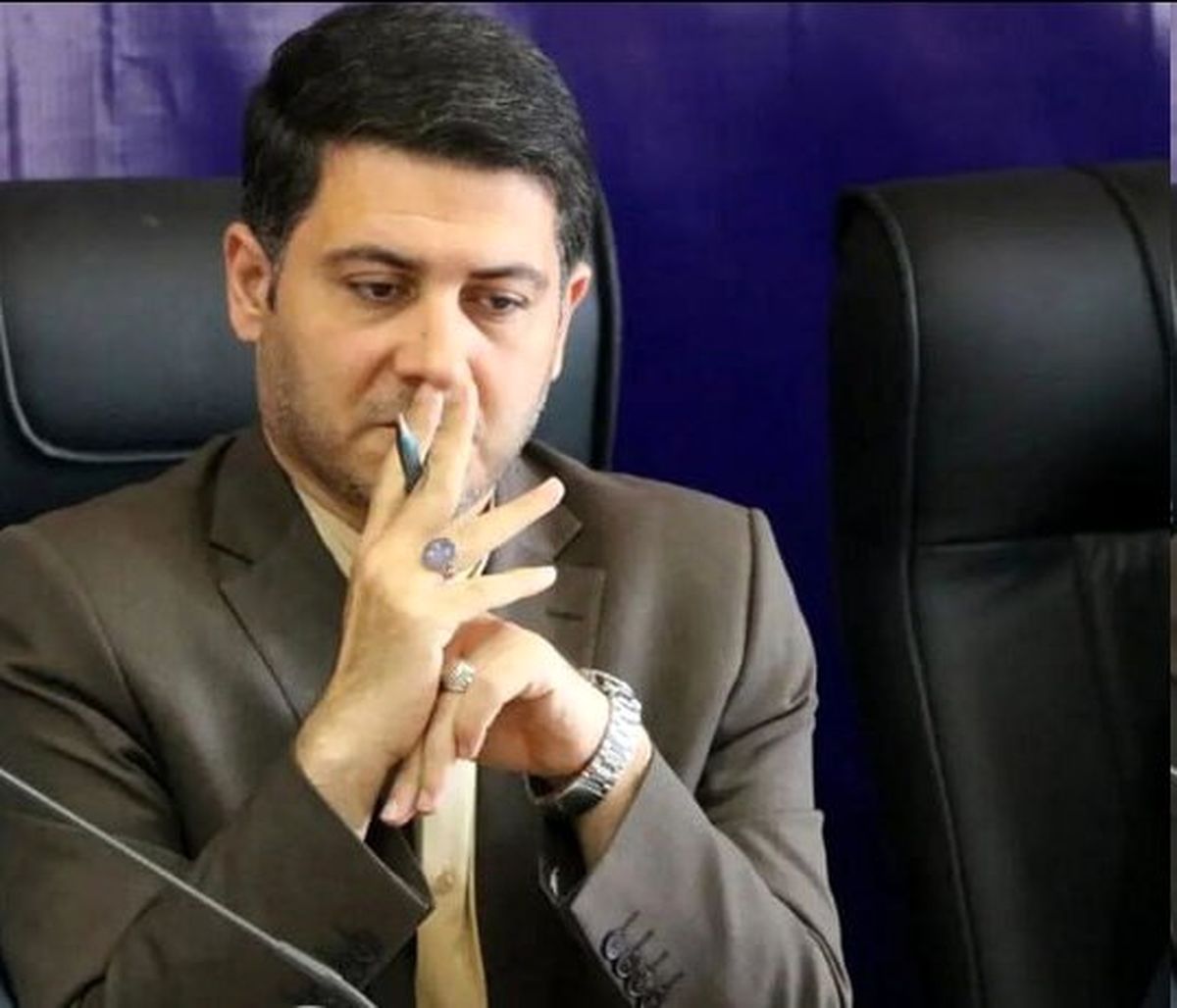 برکناری فرماندار انزلی نشانه چیست؟ / شبکههای اجتماعی حساسیت دولتها نسبت به عملکرد خود را افزایش دادهاند