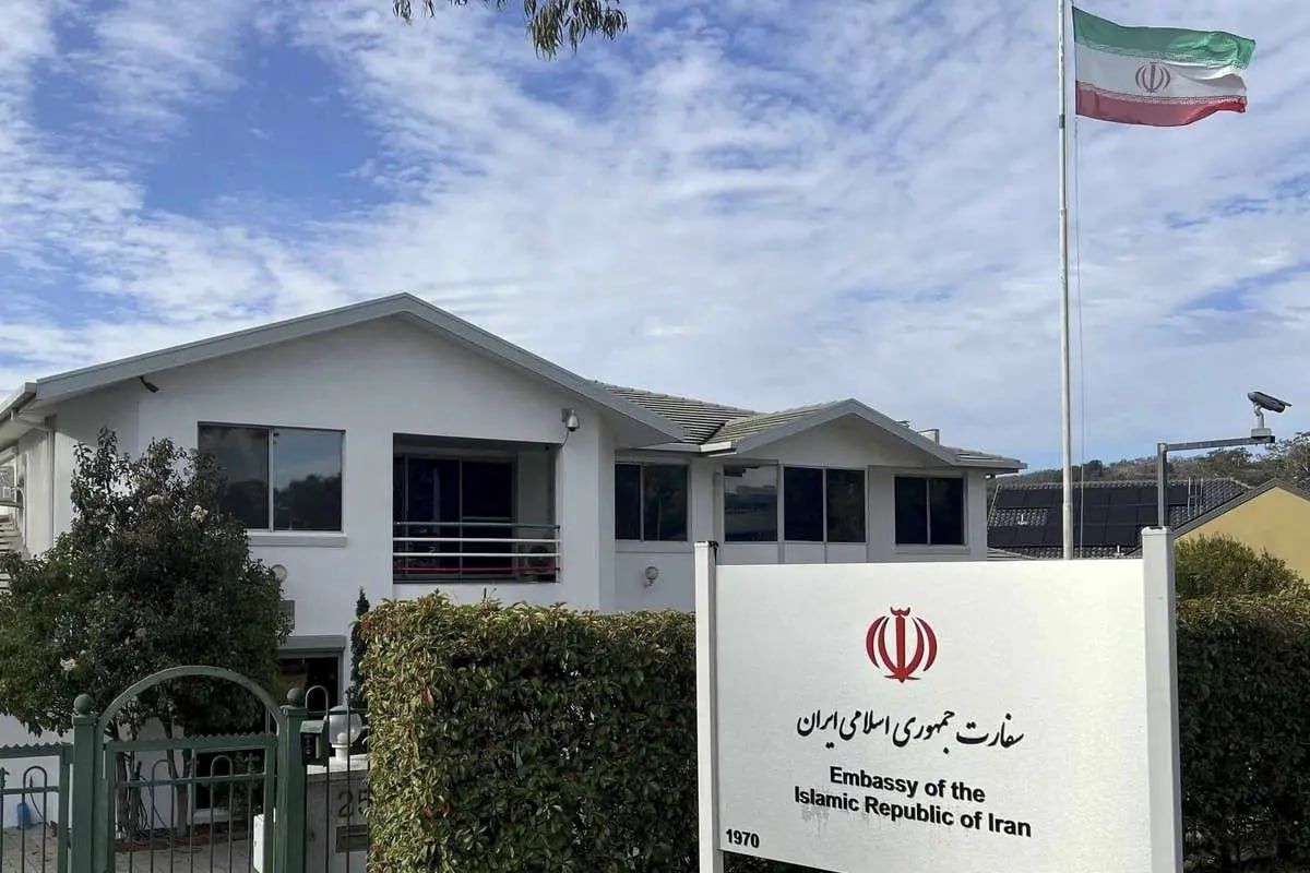 بازی پیچیده غرب برای تحت فشار قرار دادن ایران آغاز شد/ زنگ هشدار ردپای اسرائیل در اخراج سفیر ایران