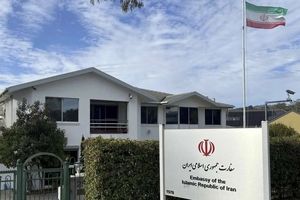 بازی پیچیده غرب برای تحت فشار قرار دادن ایران آغاز شد/ زنگ هشدار ردپای اسرائیل در اخراج سفیر ایران