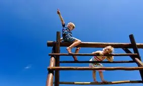 چگونه جرأت پذیری را به کودکان مان آموزش دهیم؟