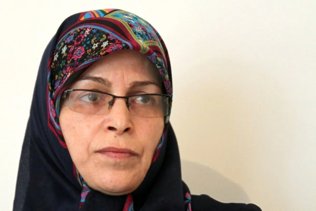 آذر منصوری خطاب به جبلی: نسبت خود را با دولت منتخب ملت تعیین کنید
