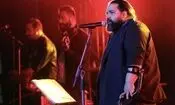  رضا صادقی برای سریال «اهلِ ایران» خواند/ ویدئو