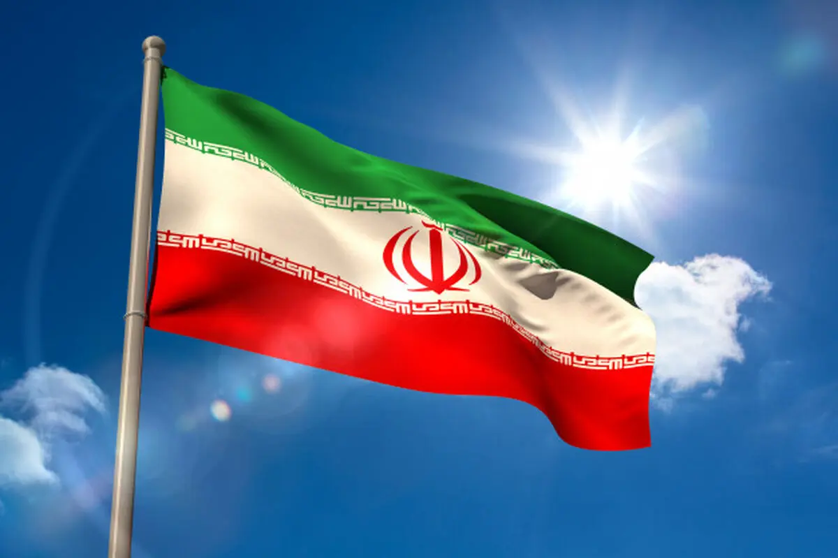 "برای ایران"، قطعه‌ای شنیدنی با صدای امیر آوید/ ویدئو

